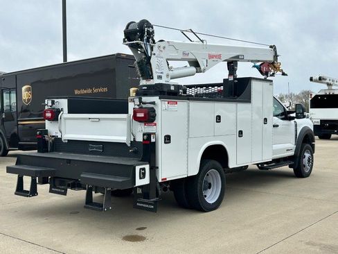 New 2024 Ford F550 4x4 SuperCab Super Duty image 3