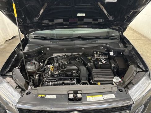 Used 2022 Volkswagen Taos SE image 38