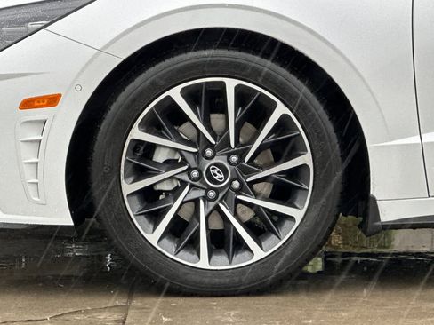 Used 2022 Hyundai Sonata Limited w/ Winter Weather Package image 36