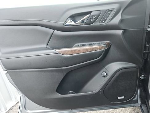 Used 2021 GMC Acadia Denali w/ LPO, Floor Liner Package AWD/4WD image 14