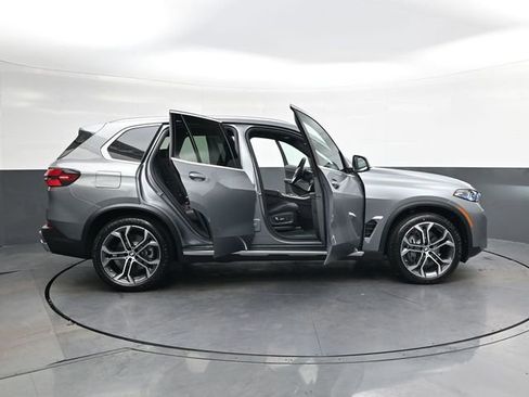 New 2026 BMW X5 xDrive40i image 37