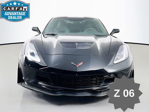 Used 2015 Chevrolet Corvette Z06 w/ Z07 Performance Package RWD image 2