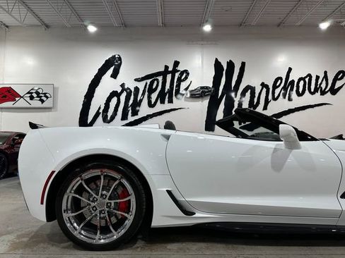 Used 2019 Chevrolet Corvette Z06 RWD image 4