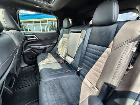 Used 2022 Mitsubishi Outlander SE AWD/4WD image 23