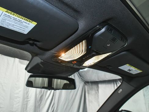 Used 2024 BMW X5 xDrive40i w/ M Sport Package AWD/4WD image 46