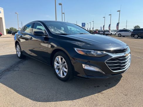 Used 2024 Chevrolet Malibu LT image 3