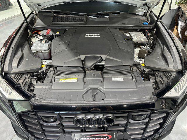 Used 2020 Audi Q8 Prestige AWD/4WD image 26