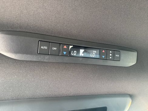 Used 2026 Toyota Sienna XSE AWD/4WD image 40