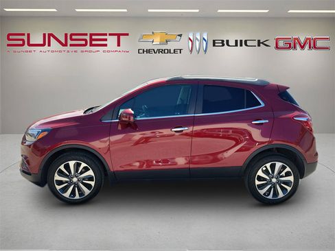 Certified 2022 Buick Encore Preferred w/ Safety Package FWD image 7