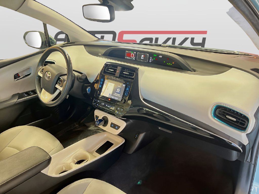 Used 2017 Toyota Prius Four w/ Premium Convenience Package FWD image 29