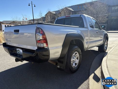 Used 2010 Toyota Tacoma 4x4 Access Cab image 9