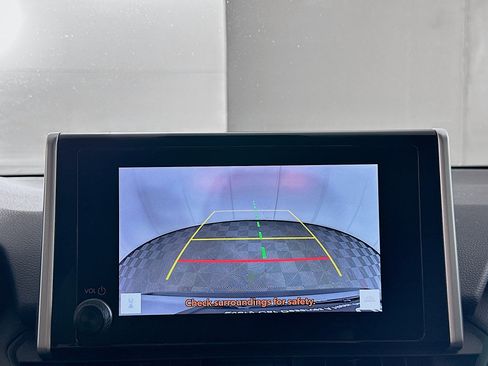 Used 2025 Toyota RAV4 LE image 21