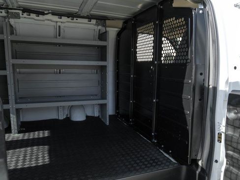 Used 2020 GMC Savana 2500 w/ Driver Convenience Package image 43