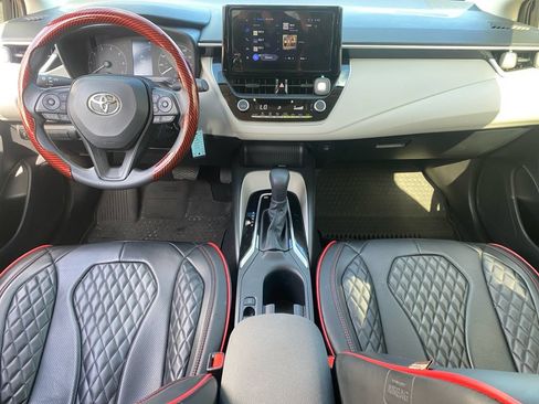 Used 2025 Toyota Corolla LE FWD image 22