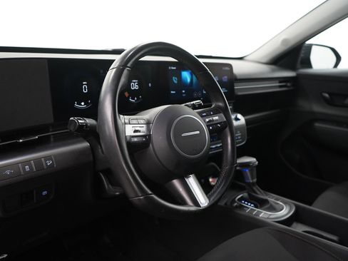 Used 2024 Hyundai Kona SEL image 17