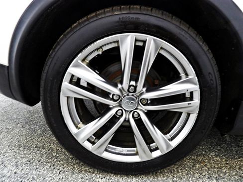 Used 2015 INFINITI QX50 Journey w/ Premium Package image 22