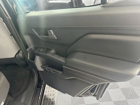 Used 2025 Toyota 4Runner TRD Off-Road image 29