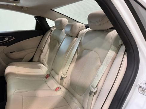 Used 2015 Chrysler 200 C w/ Navigation & Sound Group I image 24