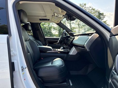 Certified 2024 Land Rover Range Rover Long Wheelbase SE AWD/4WD image 20