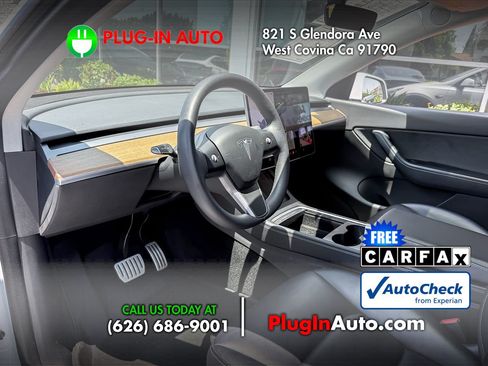 Used 2022 Tesla Model Y Performance AWD/4WD image 9