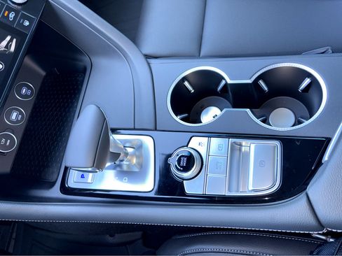 New 2026 Genesis G70 2.5T image 10