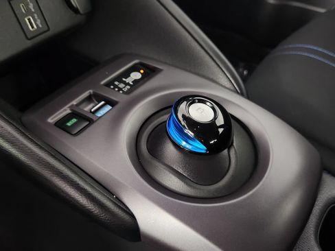 Used 2025 Nissan Leaf S FWD image 29