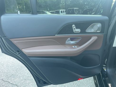 Certified 2024 Mercedes-Benz GLS 450 4MATIC image 39