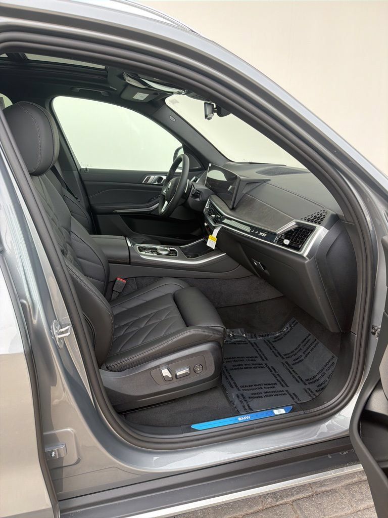 New 2026 BMW X5 xDrive40i AWD/4WD image 19