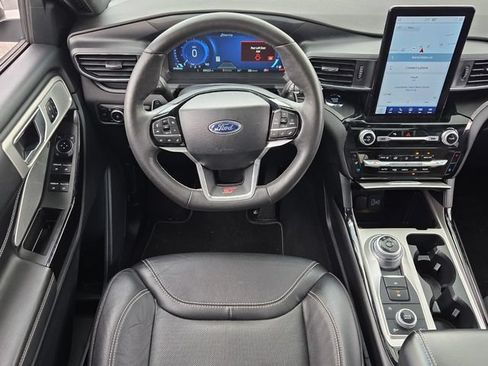 Used 2024 Ford Explorer ST w/ Equipment Group 401A AWD/4WD image 13