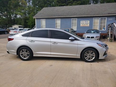 Used 2018 Hyundai Sonata SE FWD image 4