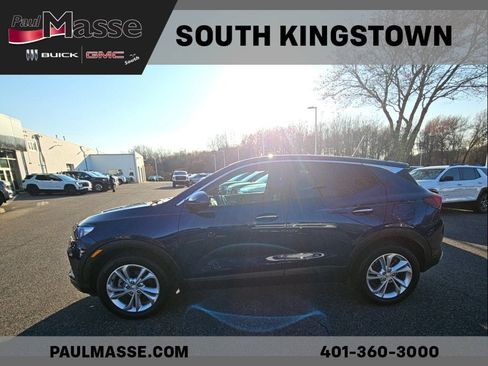 Used 2023 Buick Encore GX Preferred w/ Cold Weather Comfort Package FWD image 4