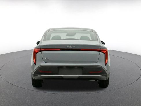 Used 2025 Kia K4 FWD image 8