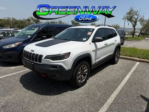 Used 2020 Jeep Cherokee Trailhawk AWD/4WD image 1