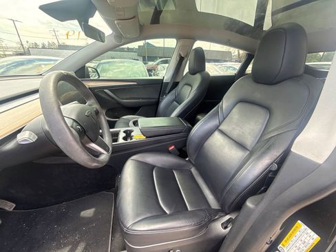 Used 2023 Tesla Model Y Long Range AWD/4WD image 4