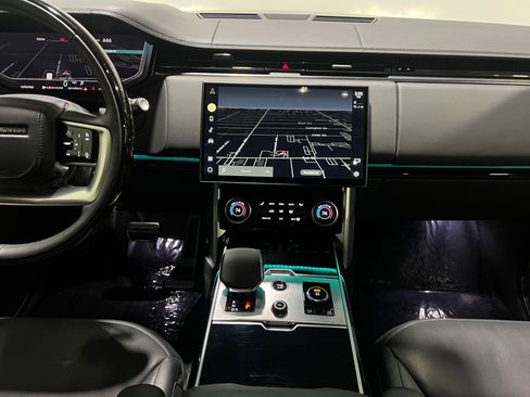 Used 2023 Land Rover Range Rover SE AWD/4WD image 37