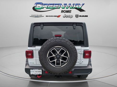 Used 2026 Jeep Wrangler Unlimited Rubicon AWD/4WD image 6