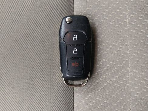 Used 2020 Ford EcoSport S AWD/4WD image 32