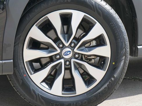 Used 2023 Subaru Outback Limited AWD/4WD image 2