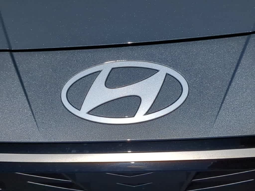 New 2026 Hyundai Elantra Limited FWD image 12