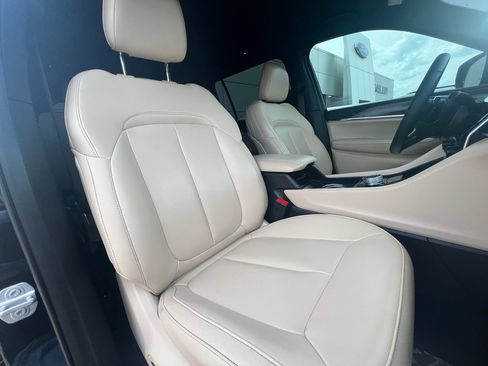 Used 2025 Jeep Grand Cherokee L Limited image 16