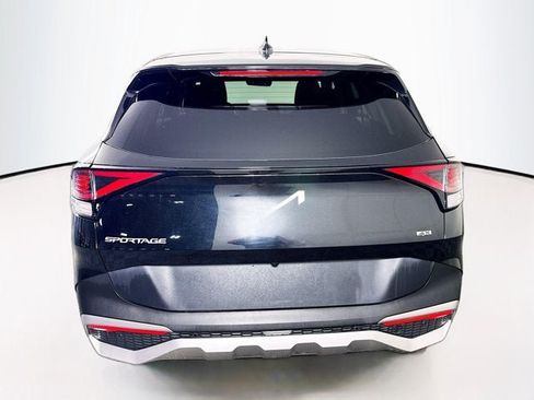 Certified 2023 Kia Sportage LX AWD/4WD image 6