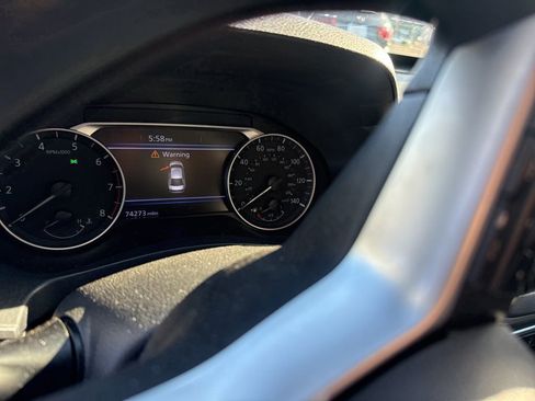 Used 2022 Nissan Altima 2.5 SV image 7