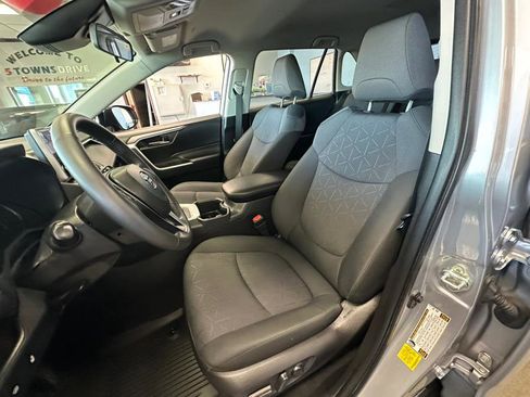 Used 2023 Toyota RAV4 XLE w/ XLE Grade Weather Package image 27