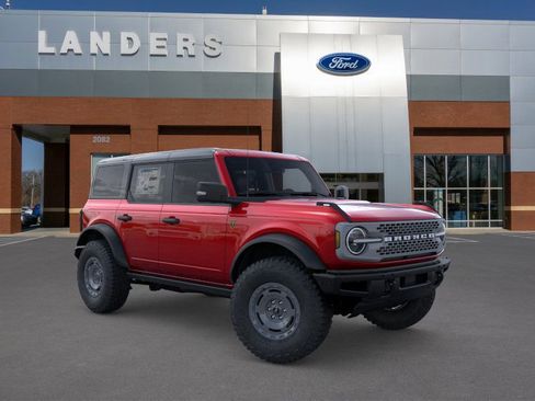 New 2025 Ford Bronco Badlands image 7