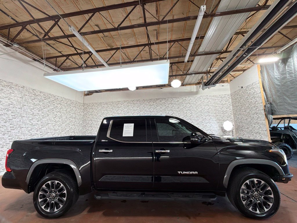 Used 2022 Toyota Tundra Limited AWD/4WD image 8