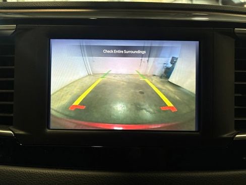 Used 2023 Chrysler Voyager LX FWD image 20