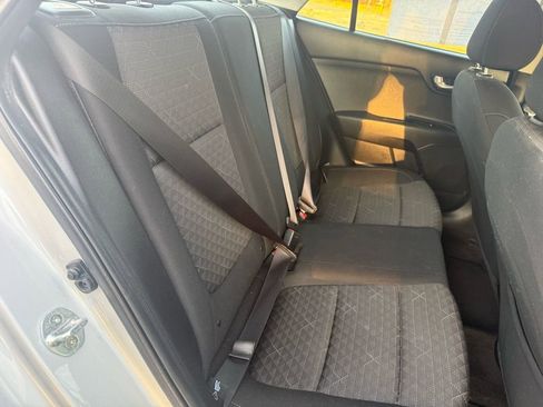 Used 2019 Kia Rio S image 11