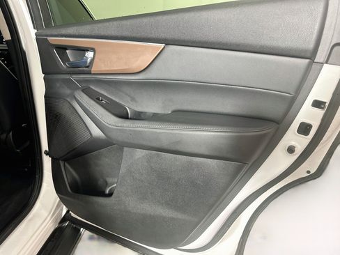 Used 2022 Acura MDX SH-AWD image 33