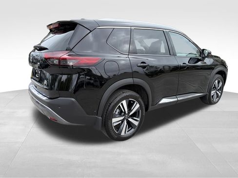 Certified 2023 Nissan Rogue SL w/ SL Premium Package image 8