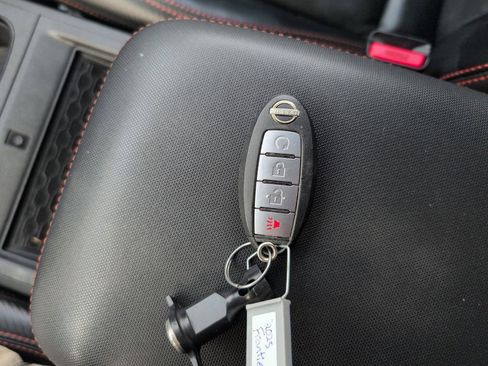 Used 2023 Nissan Frontier PRO-4X w/ Pro-4X Premium Package image 29